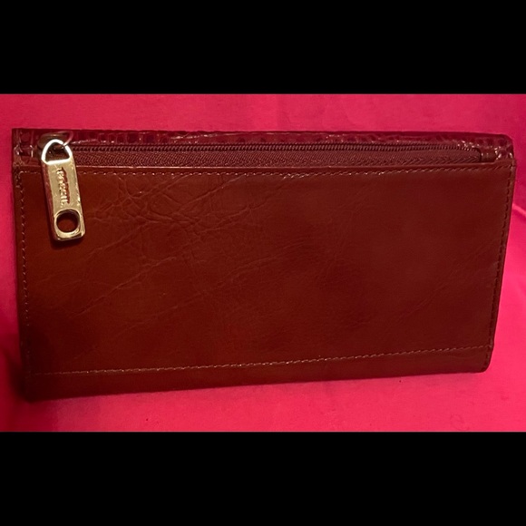 Fossil Wallet 7” x 4” cognac color - Picture 6 of 6